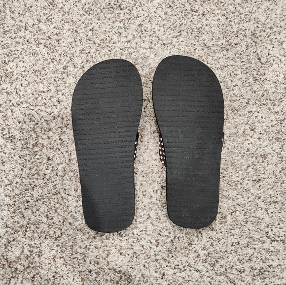 YellowBox Flip Flops - Picture 5 of 5